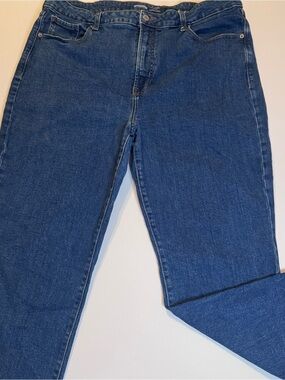 Old Navy Straight Fit Women's Denim OG Straight High Rise Jeans in Dark Blue